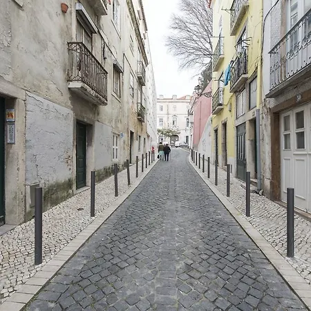 Lusitania One In Mouraria *