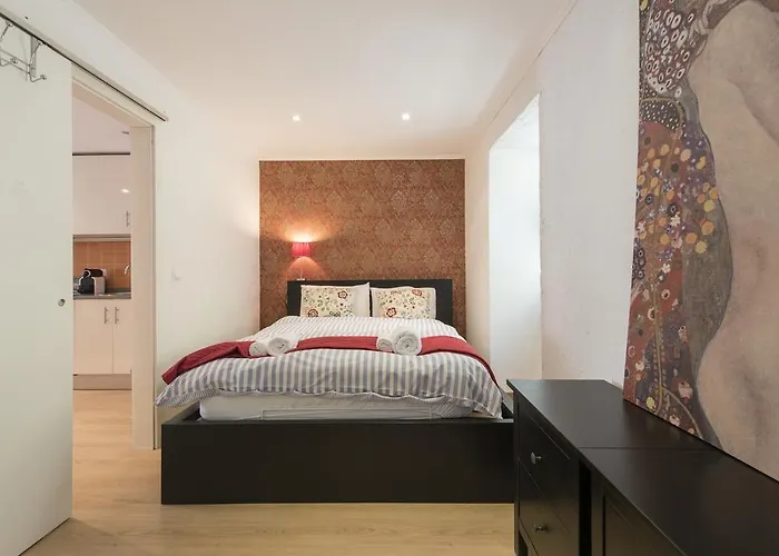 Lusitania One In Mouraria Lisboa