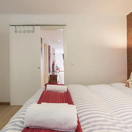 Lusitania One In Mouraria Апартаменты